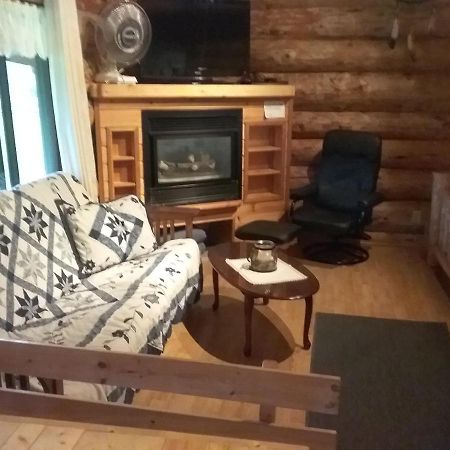 Hotel Wells Gray Guest Ranch Clearwater Exterior foto